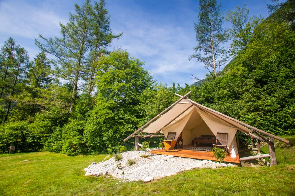 Glamping in Snowdonia - Cadair Idris hiking adventures with views of mountains in Snowdonia #adventure #luxurytents #yurts #glampingpods #lodges #cabins #traveltips #UK #wales #mountains #hiking Glamping in Snowdonia - Cadair Idris hiking adventures with views of mountains in Snowdonia