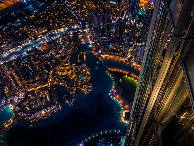 Dubai Itinerary 7 Days - 10 Days - The perfect Dubai itinerary with Abu Dhabi day trips as well as Sharjah. A detailed UAE itinerary filled with adventures. Taking in views from Burj Khalifa, High Tea at Burj Al Arab, trip to Sheikh Zayed Mosque. Cool tours and the best beaches in Dubai to check out. Tips on where to stay in Dubai, what to wear in Dubai and more. Plan your trip to Dubai with ease. #middleeast #traveltips #adventure #arab #emirates Dubai Itinerary 7 Days - 10 Days - The perfect Dubai itinerary with Abu Dhabi day trips as well as Sharjah. A detailed UAE itinerary filled with adventures. Taking in views from Burj Khalifa, High Tea at Burj Al Arab, trip to Sheikh Zayed Mosque. Cool tours and the best beaches in Dubai to check out. Tips on where to stay in Dubai, what to wear in Dubai and more. Plan your trip to Dubai with ease. #middleeast #traveltips #adventure #arab #emirates