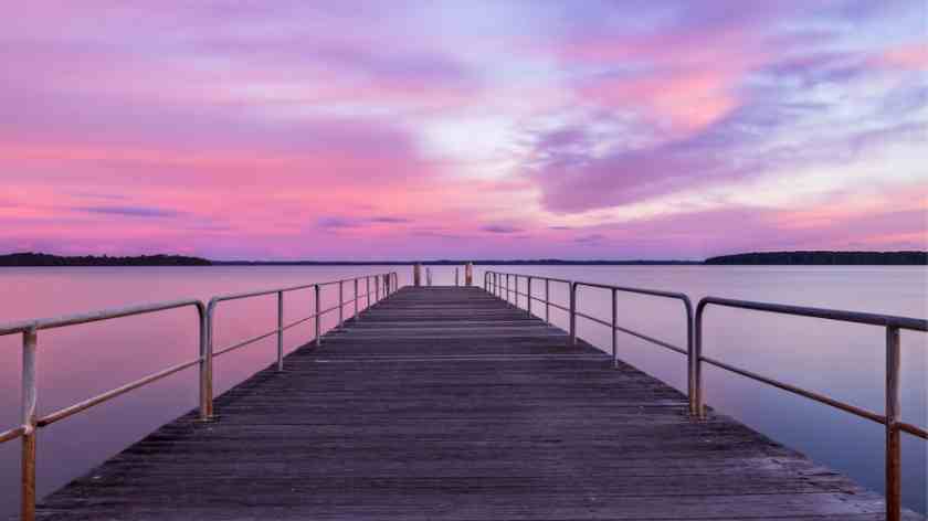 Guide to the best weekend getaways from Sydney all within a short drive. Quick and relaxing escapes from romantic escapes as well as quick family breaks. #itsallbee #traveltips #aussie #downunder #breaks #weekendtrips #adventure #spa #relaxing | cheap weekend getaways sydney | weekend breaks from sydney | long weekend getaways from sydney | weekend escapes from sydney | romantic weekend getaways sydney | short trips from sydney