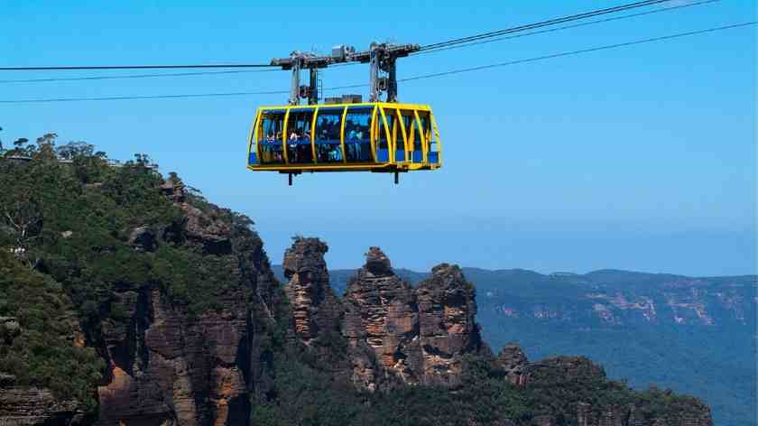 Guide to the best weekend getaways from Sydney all within a short drive. Quick and relaxing escapes from romantic escapes as well as quick family breaks. #itsallbee #traveltips #aussie #downunder #breaks #weekendtrips #adventure #spa #relaxing | cheap weekend getaways sydney | weekend breaks from sydney | long weekend getaways from sydney | weekend escapes from sydney | romantic weekend getaways sydney | short trips from sydney quick getaways from sydney | short escapes from sydney